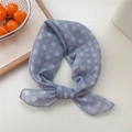 Sciarpa in lino di cotone viola chiaro con motivi floreali bianchi e bordi arrotolati fini - 02 Grigio Blu Punto Floreale