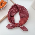 07 Cotton-Small Paisley Wine Red Border
