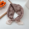20 Cotton-Geometric Beige Border