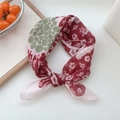25 Cotton-Large Daisy Print Wine Red