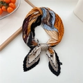 Plissee-Seidenschal mit orangem Tiermuster und geometrischem Design aus 100 % Polyester - Pferde-Karo Schwarze Kante