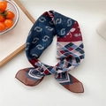 Carré de soie rétro à rayures bleu marine et bordeaux avec motifs d'épis de blé - 26D Feuille Géométrique Rouge Vin