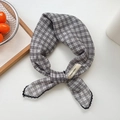 Checkered cotton-linen scarf with delicate black lace trim and explore infinity label - Grid Off-white