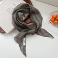 Foulard en lin de style français à rayures vert et marron avec étiquette visible - 19Linen-Rayures Vert Violet