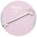 Silver vintage key-shaped gel pen with realistic metallic finish on blue background - Silver-Round Ring Key