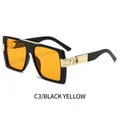 Modische übergroße quadratische Sonnenbrille mit schwarzem Rahmen, gelben Gläsern und Goldakzent - Schwarzer Rahmen Gelbe Gläser