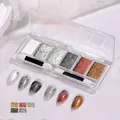 Detalle macro de paleta de polvo de uñas brillante de 6 colores con pinceles y puntas de muestra - Juego De Acuarelas Bling Mud De 6 Rejillas 04 (Plata/Verde Menta/Gris Carbón/Blanco Perlado)