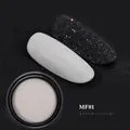 MF01 Nagel Zuckerpuder mit weißem Schneeeffekt auf schwarzen und weißen Nägeln - Phantom Polarisierter Stil(MF01)