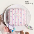 Neceser de lona a rayas rosas con corazones y colgante de corazón lila de 11,5 cm - Rosa