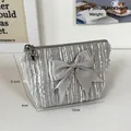 Grey mini bow coin purse in woven fabric with heart charm and size dimensions - Grey Small Hexagon