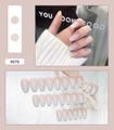 Nahaufnahme von 24 Stück rosa Ombre-Sarg-Kunstnägeln zum Aufkleben mit Glanz-Finish - R079 Gradient Ballett(R079)