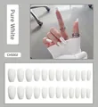 Set de 24 uñas postizas largas tipo ataúd en blanco puro con acabado brillante y tallas - Blanco (CHS002) / 24 Piezas/Juego