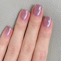 Short square press-on nails in soft lavender purple with shimmering cat eye effect - Pale Purple Shimmer Style (1XG2-2504-023)
