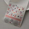 Gros plan d'autocollants pour ongles clown avec textures métalliques rouges et bleues - Style de Cirque à Thème de Clown (CO-513)