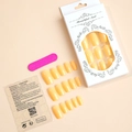 Detalle de 24 uñas postizas degradadas amarillas con lima y adhesivo en su caja - Estilo Degradado Amarillo Claro(XG-51-61)