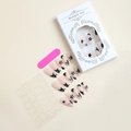 Kit unghie finte a mandorla con stelle, strass, colla adesiva e lima per unghie - Rosa Nudo con Stelle Nere e Strass (XE-88-10)