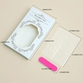 Détail de la boîte à ongles blanche avec dimensions, lime rose et rubans adhésifs - Style À Motif De Volutes Blanches (ZH-01)