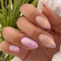 Uñas postizas almendradas color púrpura con purpurina y líneas doradas finas - Estilo De Purpurina Con Línea Dorada Púrpura (3XB1-00004)