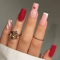 Unghie finte lunghe quadrate natalizie con glitter rossi, renne e motivo a strisce - Stile Coffin Lunga Scintillante Corna Caramella Rosa Rosso (XL-102-70)