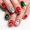 Unghie finte corte quadrate natalizie con motivi di bastoncini di zucchero e agrifoglio - Stile Dipinto HoHo Natale Rosso Verde (XG-101-93)