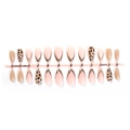 Kit de faux ongles avec imprimé léopard et design français sur un support rose - Mélange Français Motif Léopard (XE-90-50)