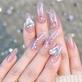 Faux ongles roses avec strass en forme de cœur et finition de forme ovale - Style Coeur en Strass (LF331) / Type avec Colle Gelée