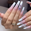 Uñas postizas extra largas tipo ataúd con puntas francesas blancas, perlas y diamantes - M055 Diamantes Borde Blanco Uñas Francesas (Estilo Pegamento)
