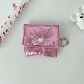 Funda rosa metalizada para auriculares con botón a presión y mosquetón plateado - Pequeño / Rosa (Perlado)