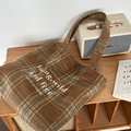 Borsa tote vintage in lana scozzese marrone con ricamo di lettere bianche autunnale - Quadri Marroni