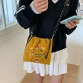 Sac bandoulière en nylon jaune avec broderie champignon et bandoulière tressée - Broderie de Feuilles et de Champignons / Jaune Gingembre