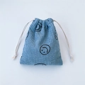Borsa a coulisse in velluto a coste blu con faccine nere e cordini in cotone bianco - Faccina Sorridente Grigio Blu Chiaro