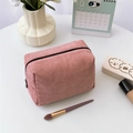 Borsa da trucco rosa in velluto a coste con cerniera metallica e consistenza morbida - Rosa Carne