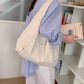 Borsa tote in tela bianco avorio con stelle nere e dettaglio etichetta laterale in tessuto - Beige (Pois a Stella)