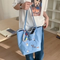 Grand sac cabas en toile bleu clair avec broderie dessert et longues poignées - Chiot Cerise (Bleu) Avec Pendentif / Bleu