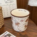 Keramikbecher mit Vintage-Rehkitz- und Waldtiermotiv auf rustikalem Holztisch - Stern Elch (Geschenkbox)