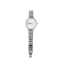 Gros plan d'une montre à quartz argentée avec bracelet diamanté et cadran épuré - Argent Avec Zircone