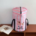 Detail eines tragbaren faltbaren Fußbad-Eimers mit Hundemotiv und robusten Tragegriffen - Rosa Dessert Hund