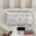 Gesteppte Kosmetiktasche aus Baumwolle mit blauen Katzenprints und blauem Reißverschluss - Blaue Katze