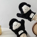 Détail de gants en peluche chiot avec fausse fourrure douce et étiquette tissée décorative - Chien 3D Noir
