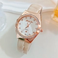 Montre quartz pour femme avec lunette en strass or rose et bracelet en cuir beige - Beige