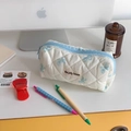 Astuccio bianco trapuntato con motivo a fiocchi blu e chiusura a zip liscia - Piccolo / Stile Coreano Fiocco Blu
