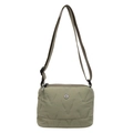 Borsa a tracolla trapuntata verde salvia in nylon con tracolla e logo in metallo - Verde Militare