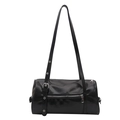 Minimalistische schwarze Zylindertasche mit Ösenriemen und glänzendem Leder-Finish - Schwarz