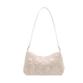 Elegante beige pailletten onderarmtas met glinsterende details en smalle schouderriem - Wit