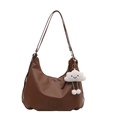 Borsa hobo marrone scuro capiente in similpelle morbida con ciondolo a nuvola bianca - Marrone con Ciondolo