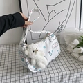 Borsa a tracolla bianca con stampa cartoon e ciondolo a forma di orsetto - Immagine 1 con Pendente