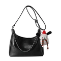 Borsa tote nera a mezzaluna in pelle con catena d'argento e ciondolo a forma di cane - Grande / Nero Con Pendente