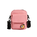 Mini-Umhängetasche aus pinkfarbenem Canvas mit Orangen-Aufnäher und schwarzem Gurt - Rosa