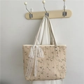 Borsa tote in paglia beige con ricami floreali e fiocco di pizzo bianco elegante - Bianco Sporco