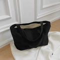 Grande borsa tote in velluto a coste nero con doppi manici e trama a costine soffici - Nero senza Ciondolo